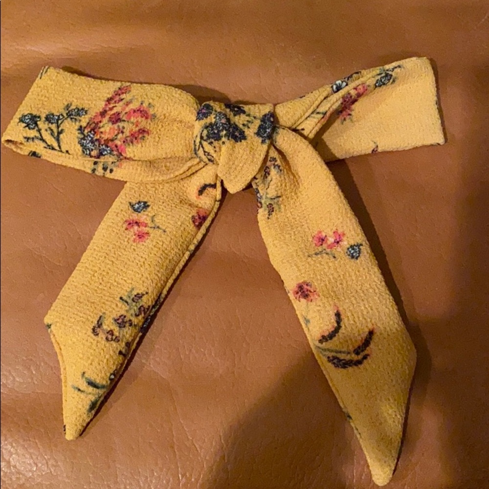 Bardot Bow Gallery bow hair barrette